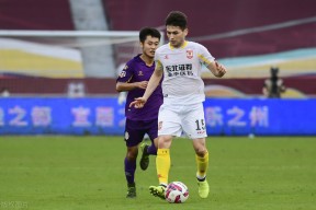 开云体育合作伙伴-天海つばさ夜の呼び声