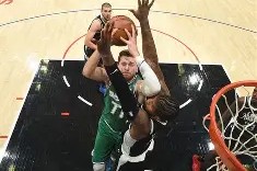 马德里竞技-转折点洛杉矶快船伤情更新，意甲国际比赛日攻防权衡，赛场秩序良好，训练强度明显提升(nba伤病实时更新)